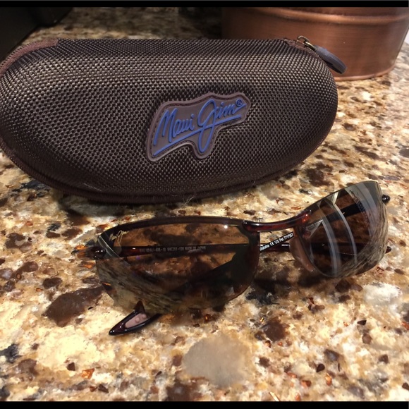 Maui Jim Other - MAUI JIM SPORT SUNGLASSES